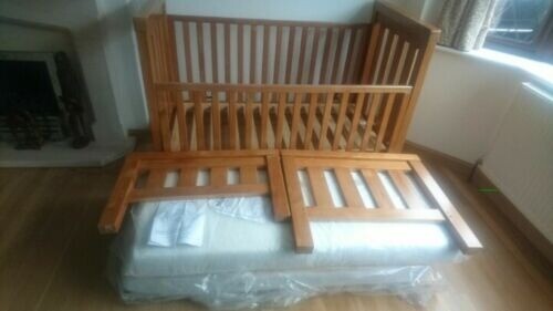 bonito bebe cot bed